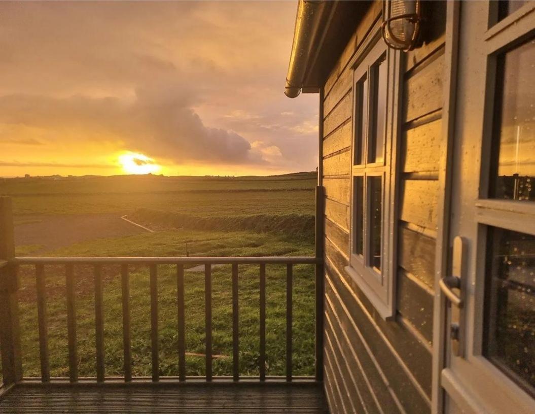 فيلا Wild Meadow Huts دولين المظهر الخارجي الصورة