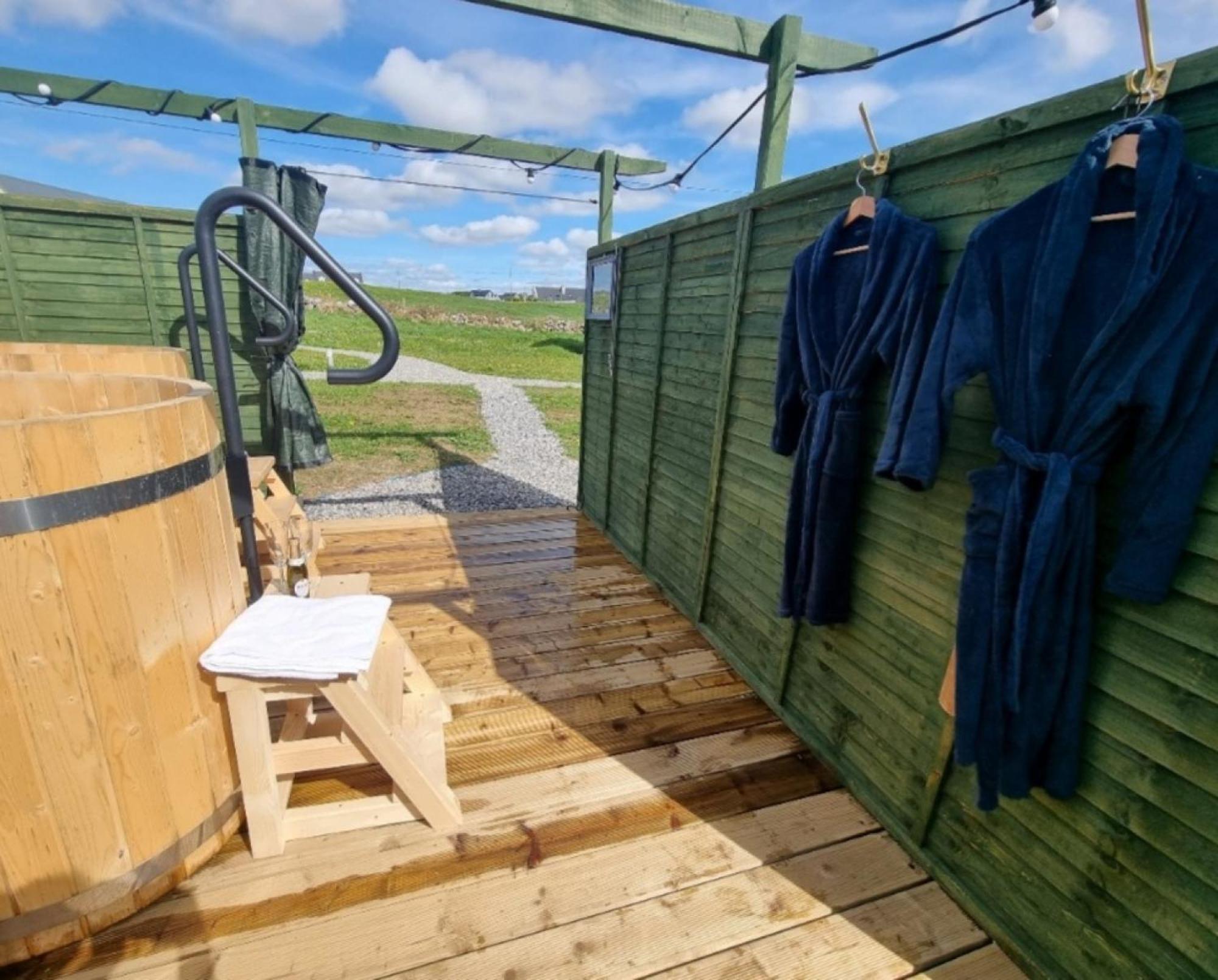 فيلا Wild Meadow Huts دولين المظهر الخارجي الصورة