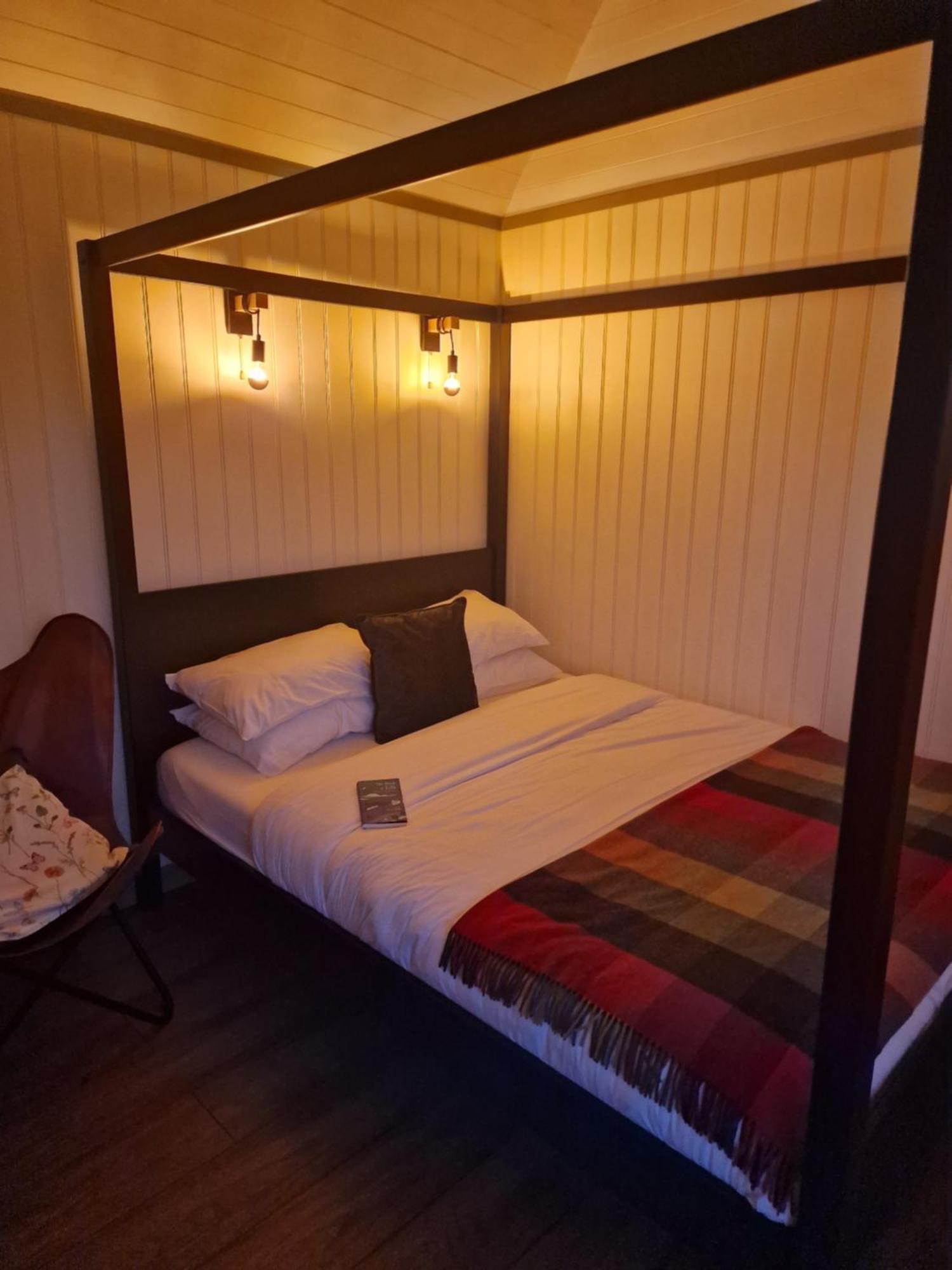 فيلا Wild Meadow Huts دولين المظهر الخارجي الصورة