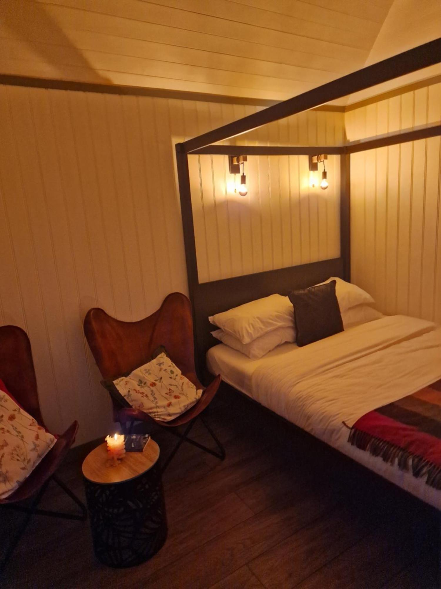 فيلا Wild Meadow Huts دولين المظهر الخارجي الصورة